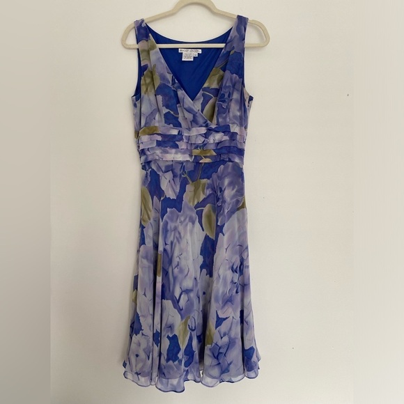 Vintage Maggy London Silk Blue Floral Dress 12 Whimsical Fairy Feminine Flowy